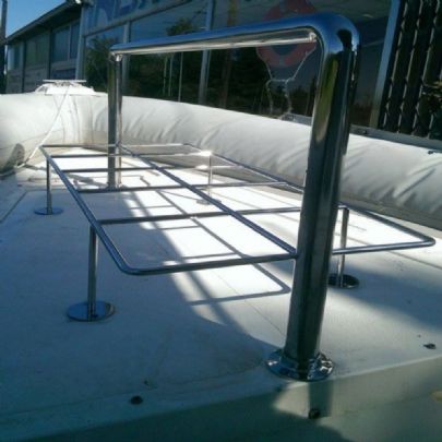 Ειδικές Κατασκευές σε σκάφος inox